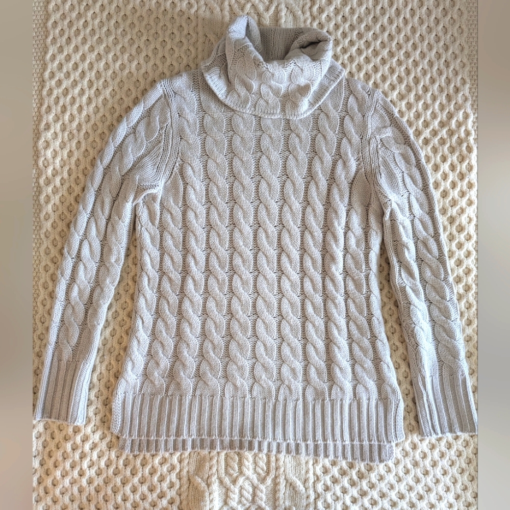 Banana Republic Light Gray Cable Knit Turtleneck Sweater